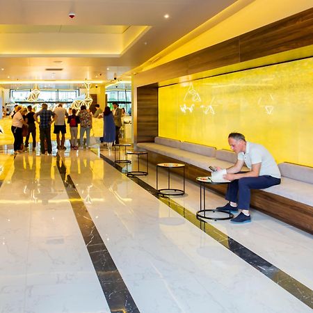 Aparthotel Orbi City Center Sea View Batumi Exterior foto