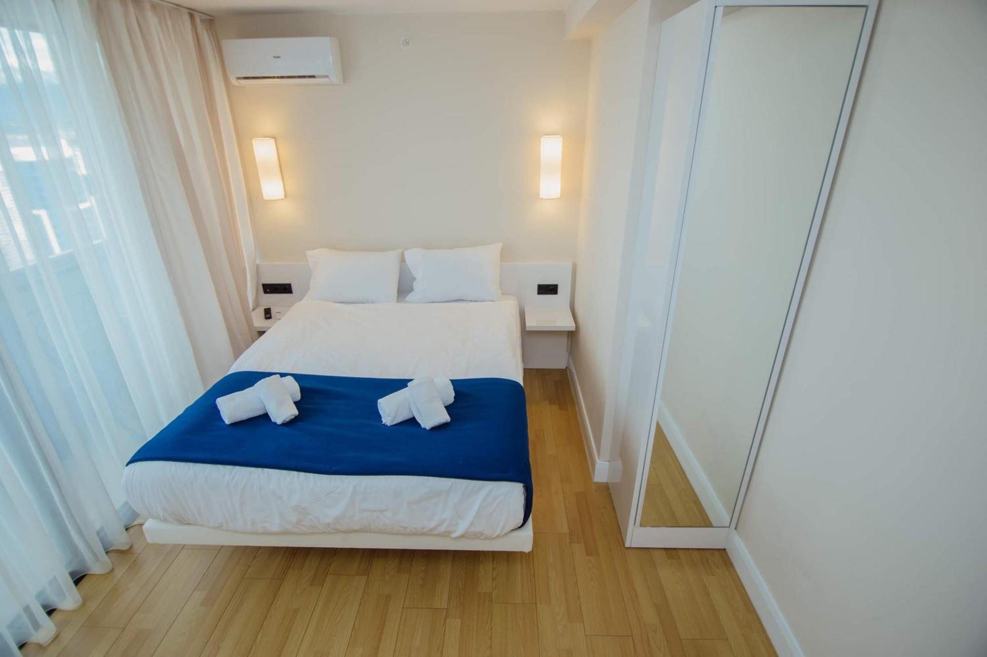 Aparthotel Orbi City Center Sea View Batumi Exterior foto